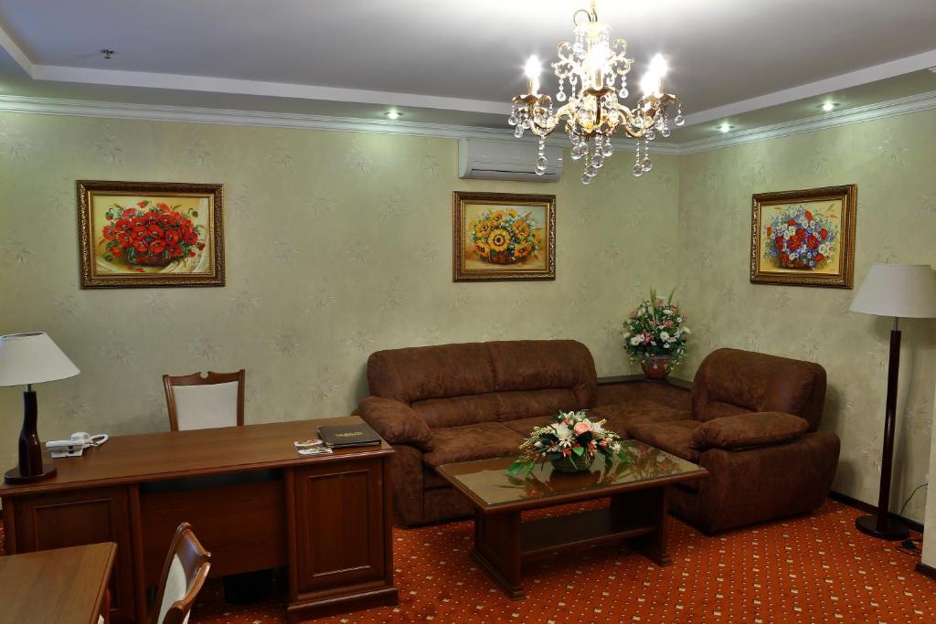 Hotel Ukraine ריבנה חדר תמונה