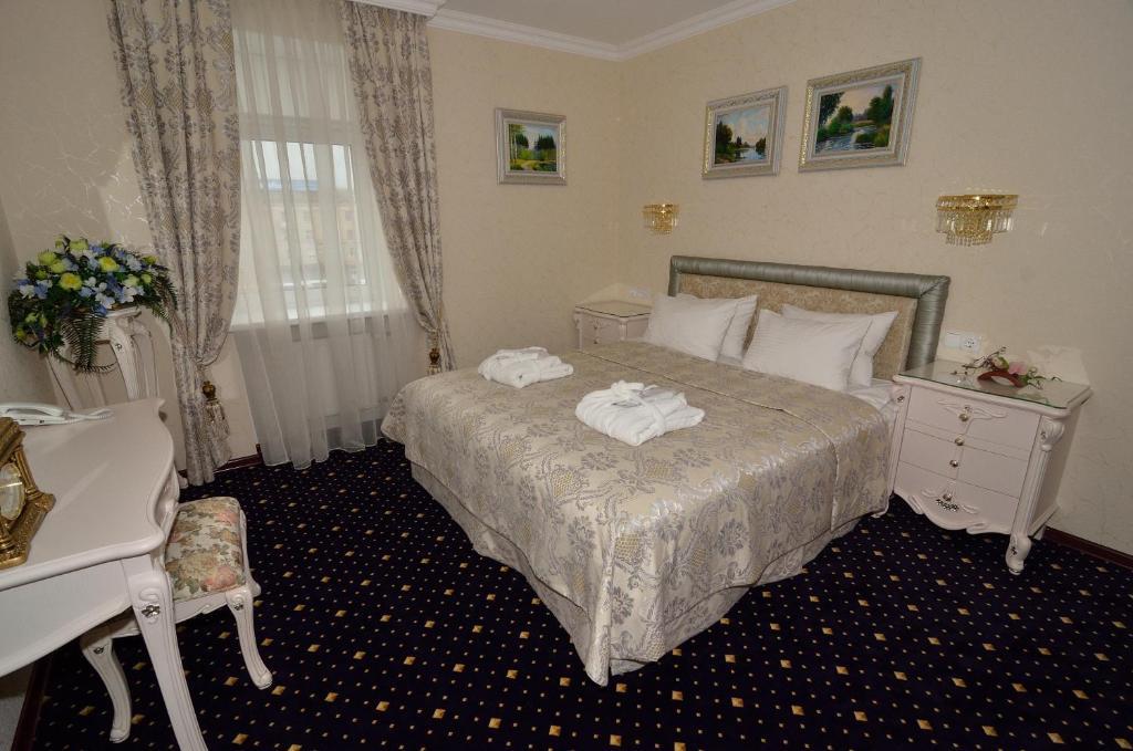 Hotel Ukraine ריבנה מראה חיצוני תמונה